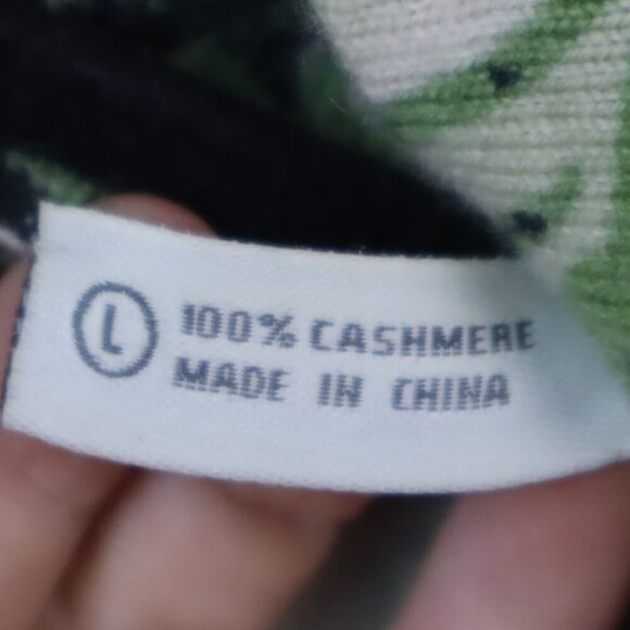 CASHMERE TOP L Neiman Marcus *FLAWED* Lightweight Sweater Green Abstract Boxy - Picture 4 of 7